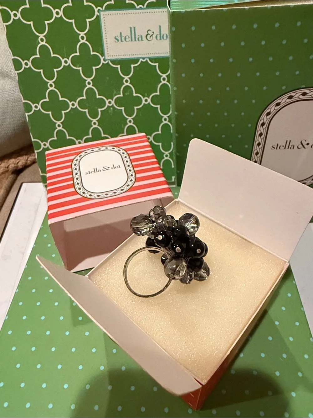 Stella & Dot Black and Smoke Cluster Beaded Ring